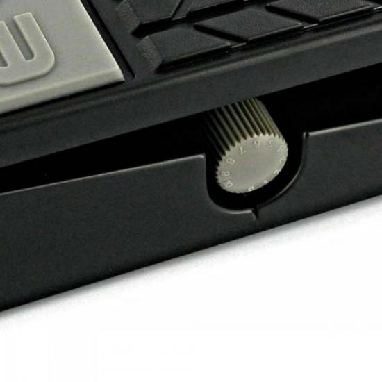 Pedal de Expressão Para Teclado EV5 ROLAND por 401,90 à vista no boleto/pix ou parcele em até 10x sem juros. Compre na loja Mundomax!