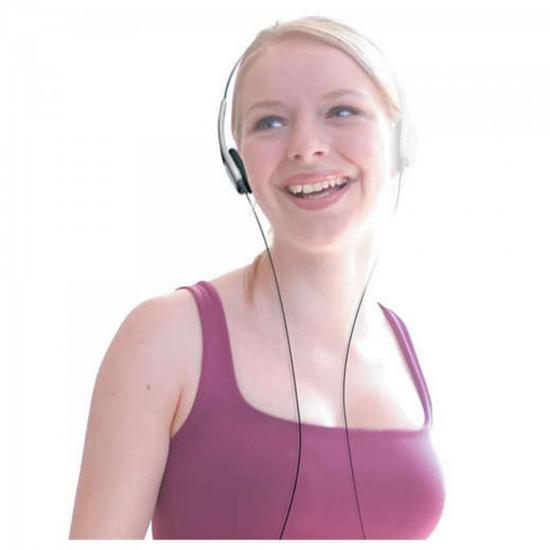 Fone de Ouvido Estéreo SBCHL140/10 PHILIPS por 0,00 à vista no boleto/pix ou parcele em até 1x sem juros. Compre na loja Mundomax!