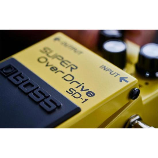 Pedal Super Overdrive SD1 BOSS por 629,00 à vista no boleto/pix ou parcele em até 10x sem juros. Compre na loja Mundomax!