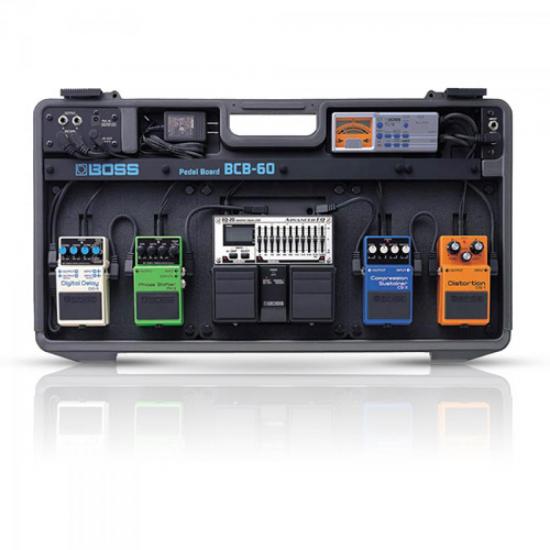 Case Para Pedais BCB60 BOSS por 0,00 à vista no boleto/pix ou parcele em até 1x sem juros. Compre na loja Mundomax!