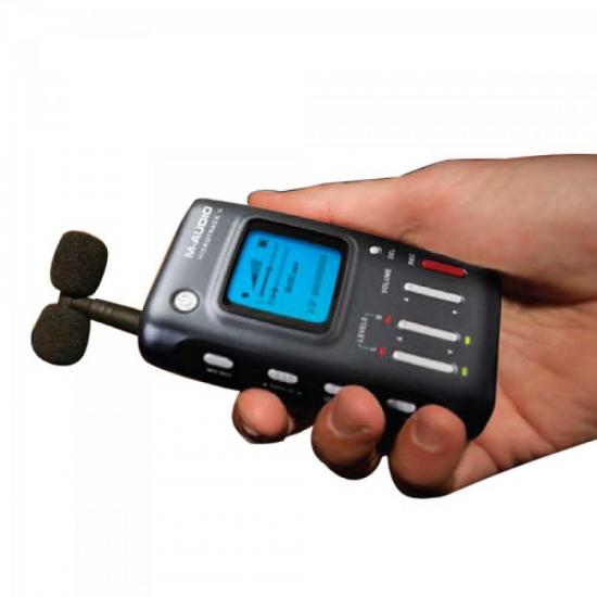Gravador digital portátil profissional MICRO TRACK II M-AUDIO por 0,00 à vista no boleto/pix ou parcele em até 1x sem juros. Compre na loja Mundomax!