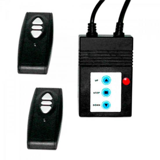 Tela de Projeção Elétrica 150\" com 2 Controles Remotos CSR por 0,00 à vista no boleto/pix ou parcele em até 1x sem juros. Compre na loja Mundomax!