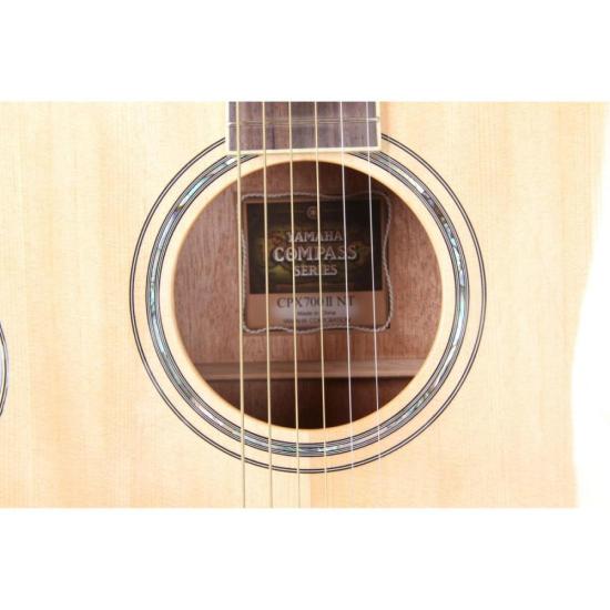 Violão Yamaha CPX700II Eletroacústico Aço Natural por 3.974,99 à vista no boleto/pix ou parcele em até 12x sem juros. Compre na loja Mundomax!
