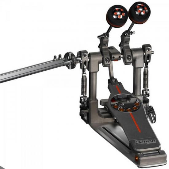 Pedal Duplo Eliminator Deamon Drive P3002D PEARL por 0,00 à vista no boleto/pix ou parcele em até 1x sem juros. Compre na loja Mundomax!
