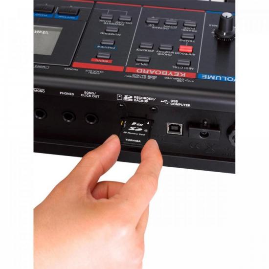 Teclado Sintetizador ROLAND 61 Teclas com Gravador Digital JUNO GI por 0,00 à vista no boleto/pix ou parcele em até 1x sem juros. Compre na loja Mundomax!