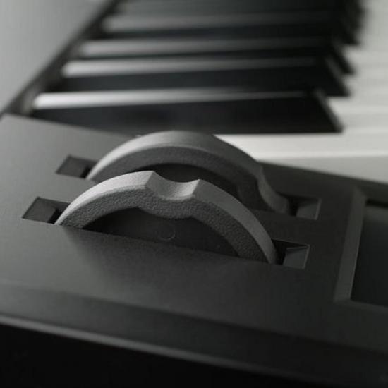 Teclado Sintetizador YAMAHA 76 Teclas MOTIF XF7 por 0,00 à vista no boleto/pix ou parcele em até 1x sem juros. Compre na loja Mundomax!