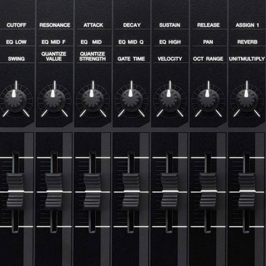 Teclado Sintetizador YAMAHA 76 Teclas MOTIF XF7 - Mundomax