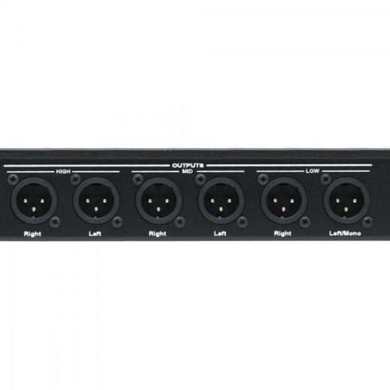 Compressor de Sinal Com Crossover PA+ 2 Entradas 6 Saídas 127V DBX por 0,00 à vista no boleto/pix ou parcele em até 1x sem juros. Compre na loja Mundomax!