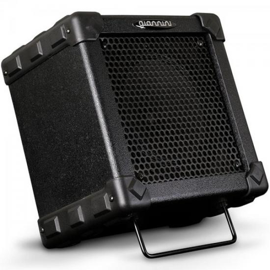 Cubo Para Guitarra 15W G5+ GIANNINI por 0,00 à vista no boleto/pix ou parcele em até 1x sem juros. Compre na loja Mundomax!