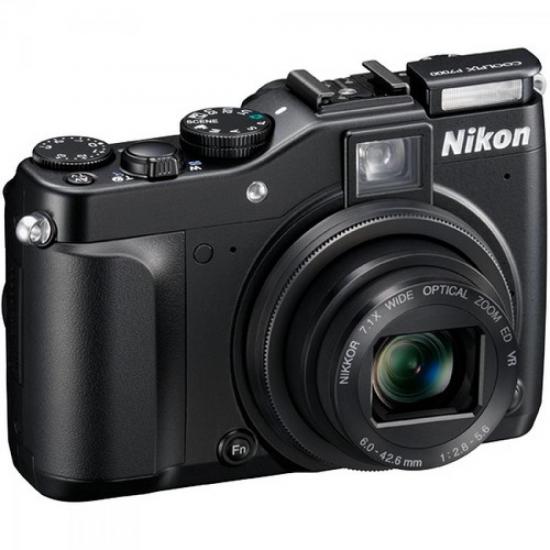 Câmera Digital 10.1MP Coolpix P7000 Preta NIKON (43982)