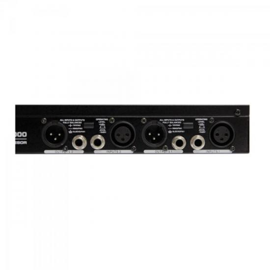 Processador de Efeitos DFX2000 PHONIC por 0,00 à vista no boleto/pix ou parcele em até 1x sem juros. Compre na loja Mundomax!