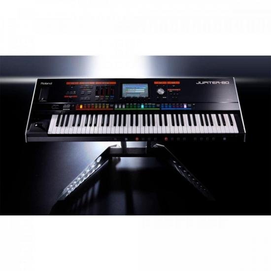 Teclado Sintetizador ROLAND 76 Teclas Clássico Jupiter 80 Preto por 0,00 à vista no boleto/pix ou parcele em até 1x sem juros. Compre na loja Mundomax!