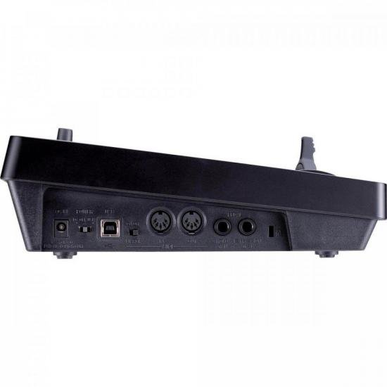 Controlador ROLAND Midi A 800PRO por 0,00 à vista no boleto/pix ou parcele em até 1x sem juros. Compre na loja Mundomax!