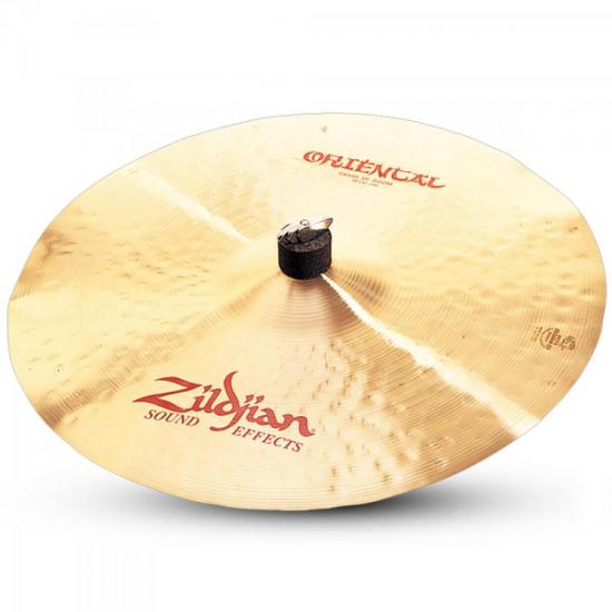 Prato 20\" Oriental Crash of Doom A 0621 ZILDJIAN por 0,00 à vista no boleto/pix ou parcele em até 1x sem juros. Compre na loja Mundomax!