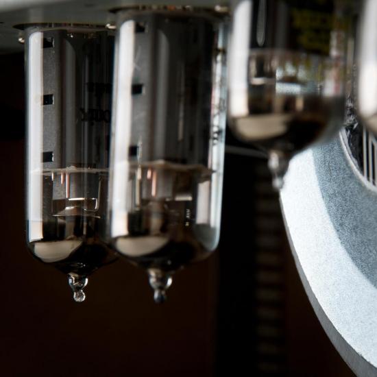 Cubo Para Guitarra 20W Valvulado CLASSIC T GIANNINI por 0,00 à vista no boleto/pix ou parcele em até 1x sem juros. Compre na loja Mundomax!