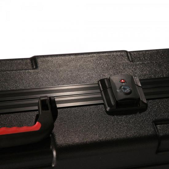 Case Para Teclado GKPE 88 TSA Preto GATOR por 0,00 à vista no boleto/pix ou parcele em até 1x sem juros. Compre na loja Mundomax!