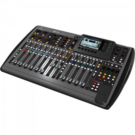Mesa de Som Digital 32 Canais X32 BEHRINGER por 32.604,00 à vista no boleto/pix ou parcele em até 12x sem juros. Compre na loja Mundomax!