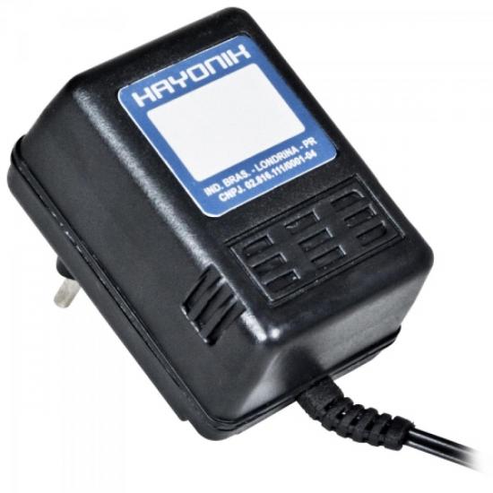 Fonte Pedal 9VAC 2A P8 FPL9 Line 6 HAYONIK por 0,00 à vista no boleto/pix ou parcele em até 1x sem juros. Compre na loja Mundomax!