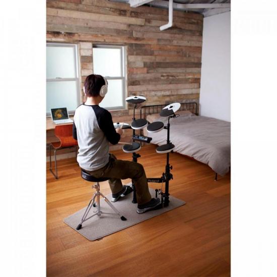 Bateria Eletrônica TD 4KP ROLAND por 0,00 à vista no boleto/pix ou parcele em até 1x sem juros. Compre na loja Mundomax!