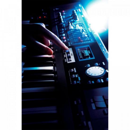 Orgao ROLAND Eletronico VCombo VR09 por 0,00 à vista no boleto/pix ou parcele em até 1x sem juros. Compre na loja Mundomax!