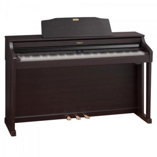 Estante Para Piano Digital KSC66RW ROLAND por 0,00 à vista no boleto/pix ou parcele em até 1x sem juros. Compre na loja Mundomax!