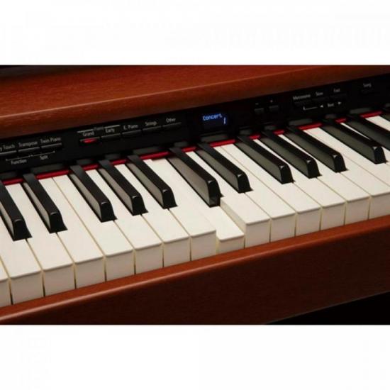 Piano Digital ROLAND DP90MC por 0,00 à vista no boleto/pix ou parcele em até 1x sem juros. Compre na loja Mundomax!
