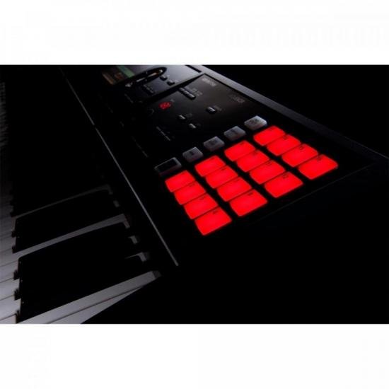 Teclado ROLAND WORKSTATION FA-06 por 0,00 à vista no boleto/pix ou parcele em até 1x sem juros. Compre na loja Mundomax!