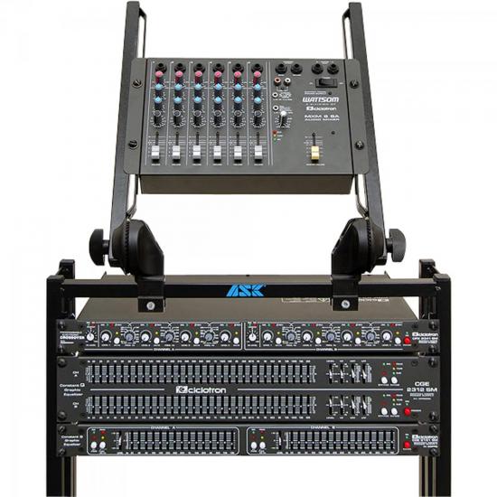 Mesa de Som 6 Canais MXM6SA Preta CICLOTRON por 0,00 à vista no boleto/pix ou parcele em até 1x sem juros. Compre na loja Mundomax!
