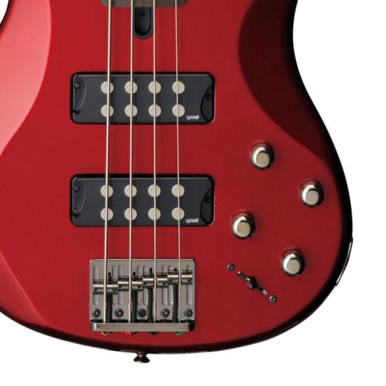 Contrabaixo Yamaha TRBX304CAR Ativo 4 Cordas Vermelho por 2.699,99 à vista no boleto/pix ou parcele em até 12x sem juros. Compre na loja Mundomax!