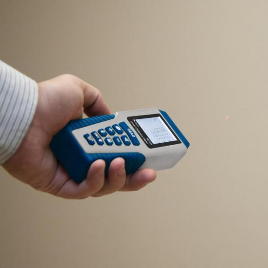 Trena Laser MD-50A Azul e Branca MINIPA por 0,00 à vista no boleto/pix ou parcele em até 1x sem juros. Compre na loja Mundomax!