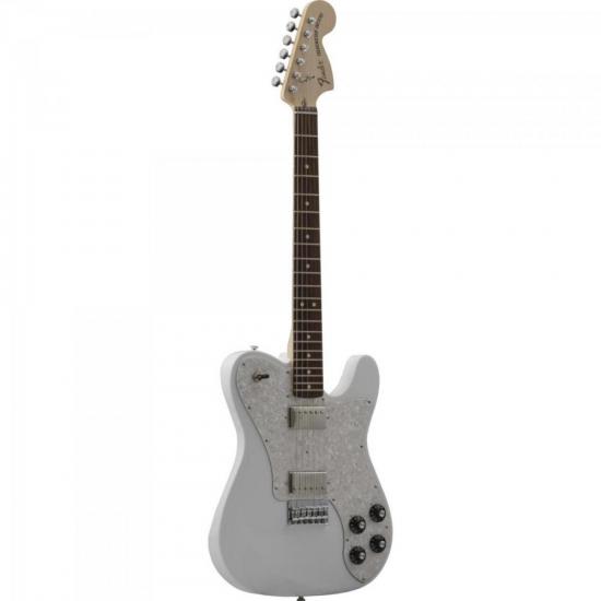 Guitarra FENDER TELECASTER CHRIS SHIFLETT Branca por 0,00 à vista no boleto/pix ou parcele em até 1x sem juros. Compre na loja Mundomax!