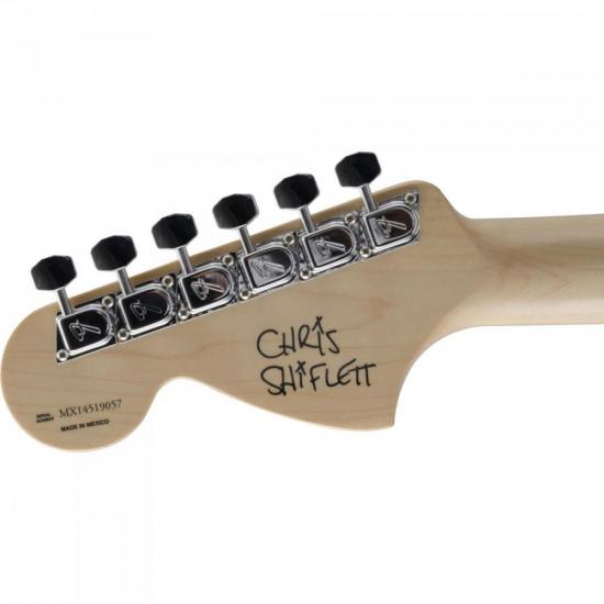 Guitarra FENDER TELECASTER CHRIS SHIFLETT Branca por 0,00 à vista no boleto/pix ou parcele em até 1x sem juros. Compre na loja Mundomax!