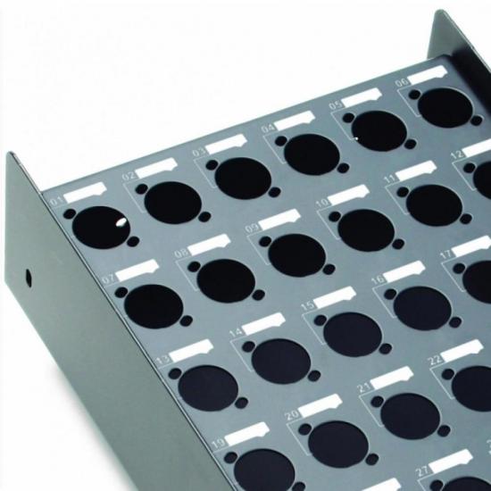 Caixa Medusa 36 Vias e 2 Saídas BSMED36 Preto SANTO ANGELO por 0,00 à vista no boleto/pix ou parcele em até 1x sem juros. Compre na loja Mundomax!