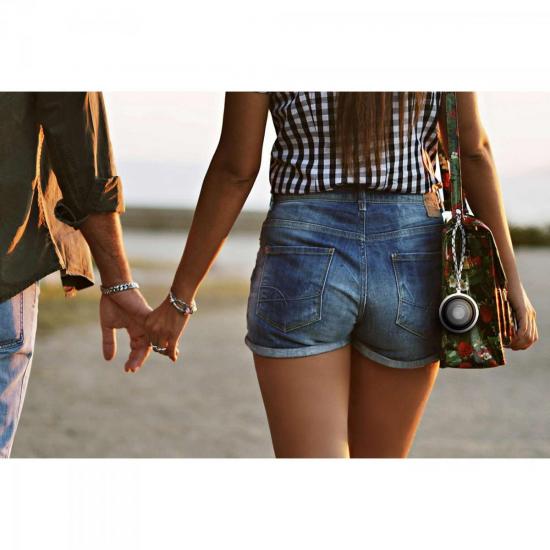 Caixa Multimídia 2W Wireless e Bluetooth BT2000B/00 Preto e Branco por 0,00 à vista no boleto/pix ou parcele em até 1x sem juros. Compre na loja Mundomax!