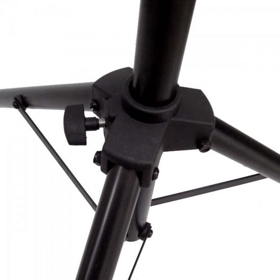 Suporte Para Partituras Furada 5040 Preta SATY por 0,00 à vista no boleto/pix ou parcele em até 1x sem juros. Compre na loja Mundomax!