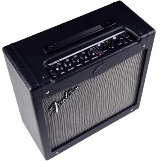 Cubo Para Guitarra 40W MUSTANG II V2 FENDER por 0,00 à vista no boleto/pix ou parcele em até 1x sem juros. Compre na loja Mundomax!