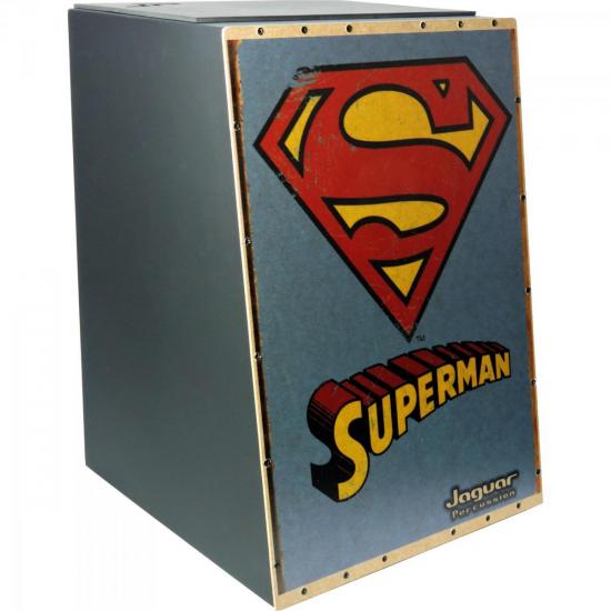 Cajon Eletroacústico Inclinado SUPERMAN K2-EQ-010 JAGUAR por 0,00 à vista no boleto/pix ou parcele em até 1x sem juros. Compre na loja Mundomax!