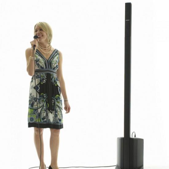 Caixa Acústica Profissional Coluna L1 COMPACT SYSTEM Preta BOSE por 0,00 à vista no boleto/pix ou parcele em até 1x sem juros. Compre na loja Mundomax!