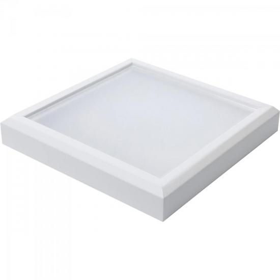 Plafon LED 18W 3L Bivolt 6000K LED LINE Branco RCG por 0,00 à vista no boleto/pix ou parcele em até 1x sem juros. Compre na loja Mundomax!