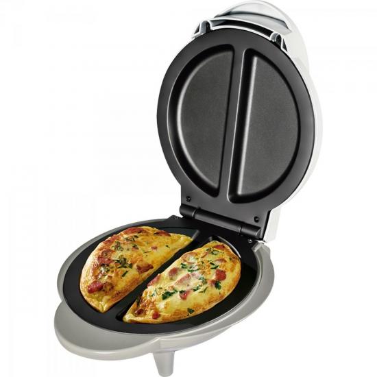 Omeleteira 800W 220V +EGG OML100 Branca CADENCE por 0,00 à vista no boleto/pix ou parcele em até 1x sem juros. Compre na loja Mundomax!