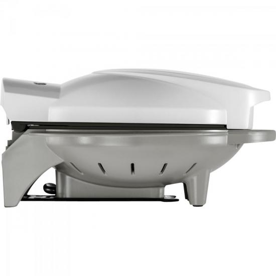 Omeleteira 800W 220V +EGG OML100 Branca CADENCE por 0,00 à vista no boleto/pix ou parcele em até 1x sem juros. Compre na loja Mundomax!