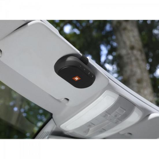 Caixa Multimídia Portátil Bluetooth TRIP Preta JBL por 0,00 à vista no boleto/pix ou parcele em até 1x sem juros. Compre na loja Mundomax!