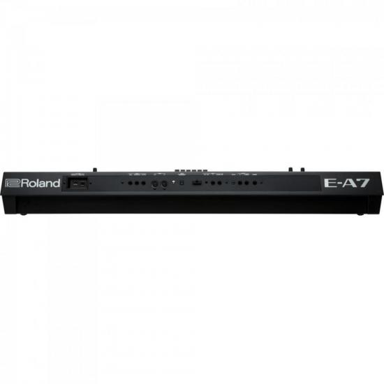 Teclado Arranjador ROLAND E-A7 Preto por 8.354,90 à vista no boleto/pix ou parcele em até 12x sem juros. Compre na loja Mundomax!