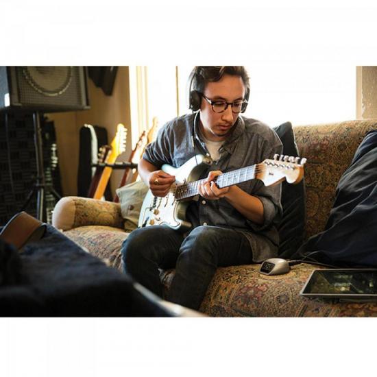 Interface Digital Para Áudio MVI Preto/Prata SHURE por 0,00 à vista no boleto/pix ou parcele em até 1x sem juros. Compre na loja Mundomax!