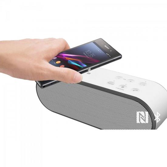 Caixa Multimídia 20W Bluetooth/Microfone SRS-X2 Branca SONY por 0,00 à vista no boleto/pix ou parcele em até 1x sem juros. Compre na loja Mundomax!