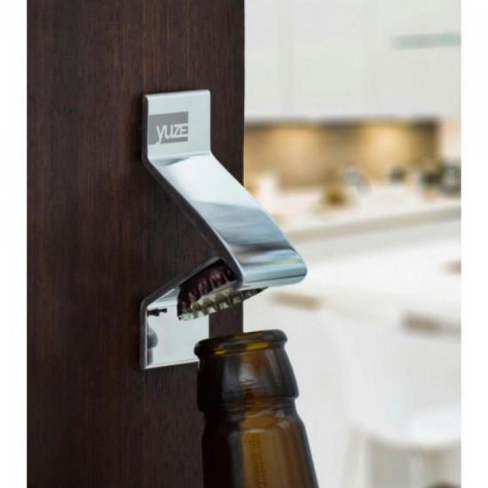 Abridor de Garrafas POLIDO YUZE por 0,00 à vista no boleto/pix ou parcele em até 1x sem juros. Compre na loja Mundomax!