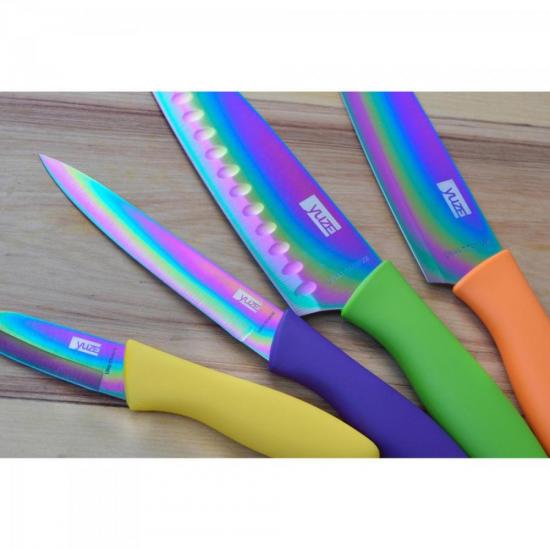 Kit 4 Facas em Aço Inox Revestidas em Titânio YUZE por 0,00 à vista no boleto/pix ou parcele em até 1x sem juros. Compre na loja Mundomax!