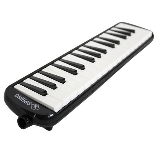 Escaleta Spring SG-32 Teclas Preto por 125,00 à vista no boleto/pix ou parcele em até 5x sem juros. Compre na loja Mundomax!