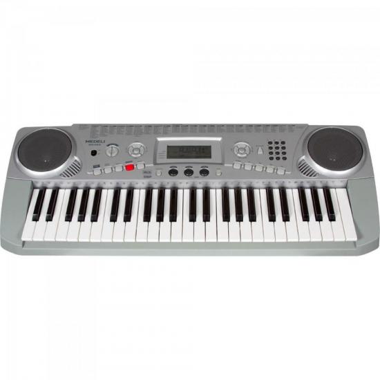Teclado MEDELI 49 Teclas MC49A Cinza por 0,00 à vista no boleto/pix ou parcele em até 1x sem juros. Compre na loja Mundomax!
