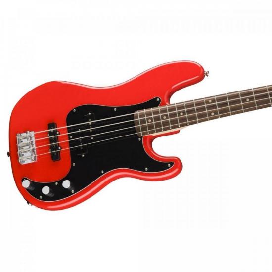 Contrabaixo SQUIER 4 Cordas Affinity PJ 570 R Vermelho por 2.546,90 à vista no boleto/pix ou parcele em até 12x sem juros. Compre na loja Mundomax!
